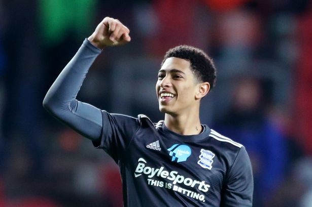 这队的高位逼抢太窒息了