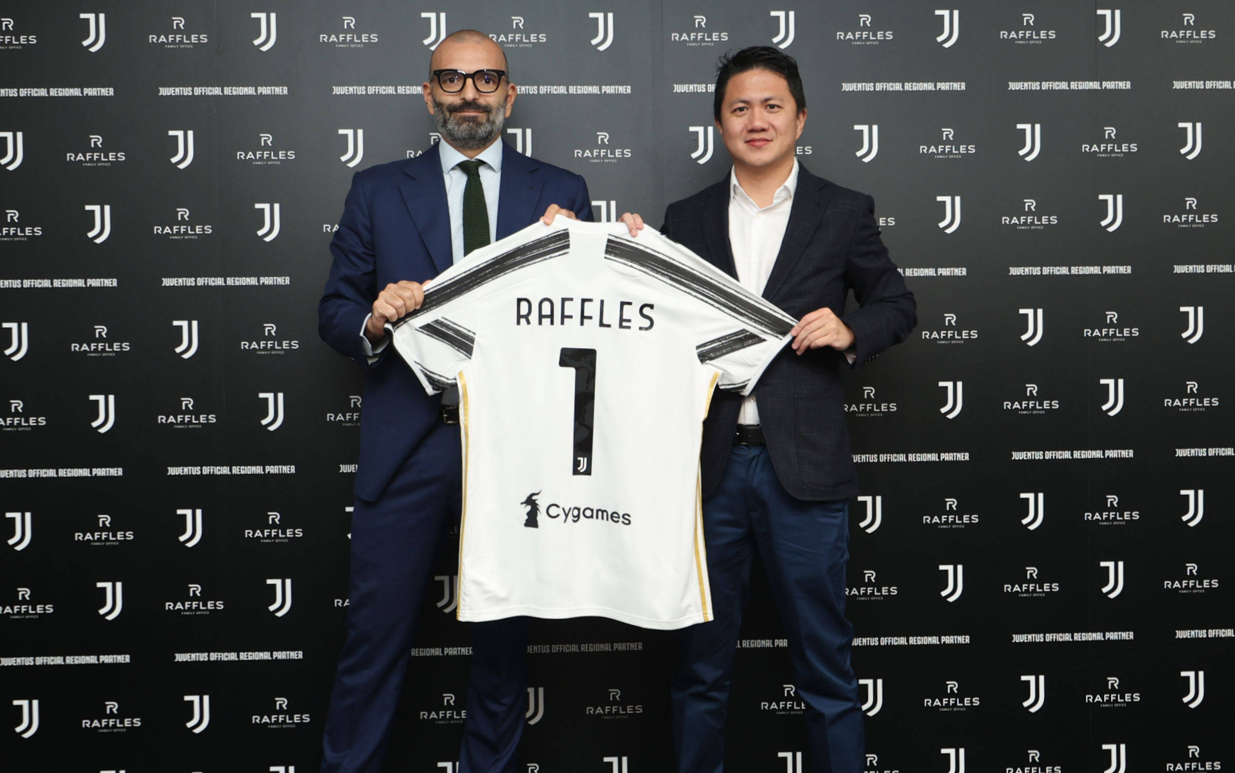 混团世界杯：张本智和遭遇首败！再次不敌恩师之子，苦战3局输球