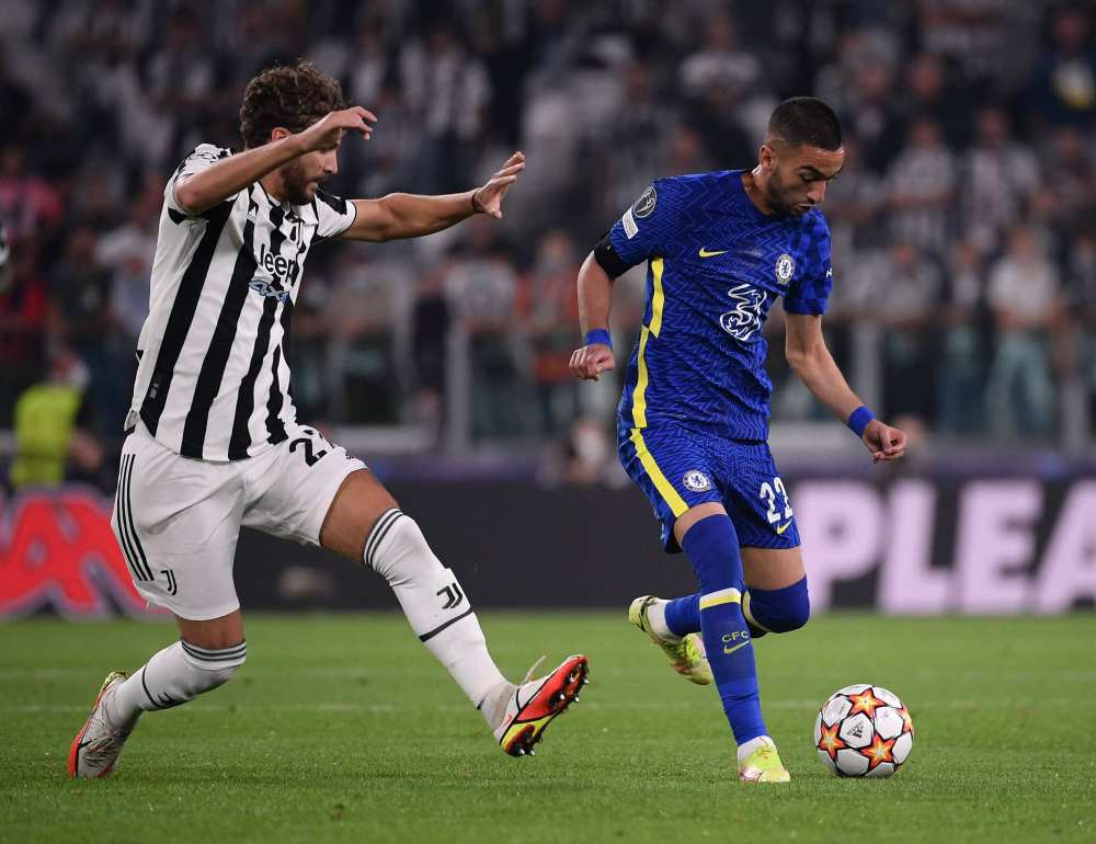 云南玉昆官方：与队长赵宇豪、中国香港球员徐宏杰完成续约