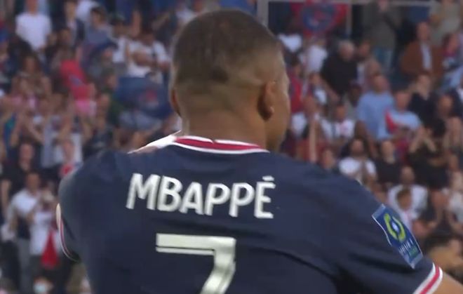 球队战术调整有效限制对手发挥