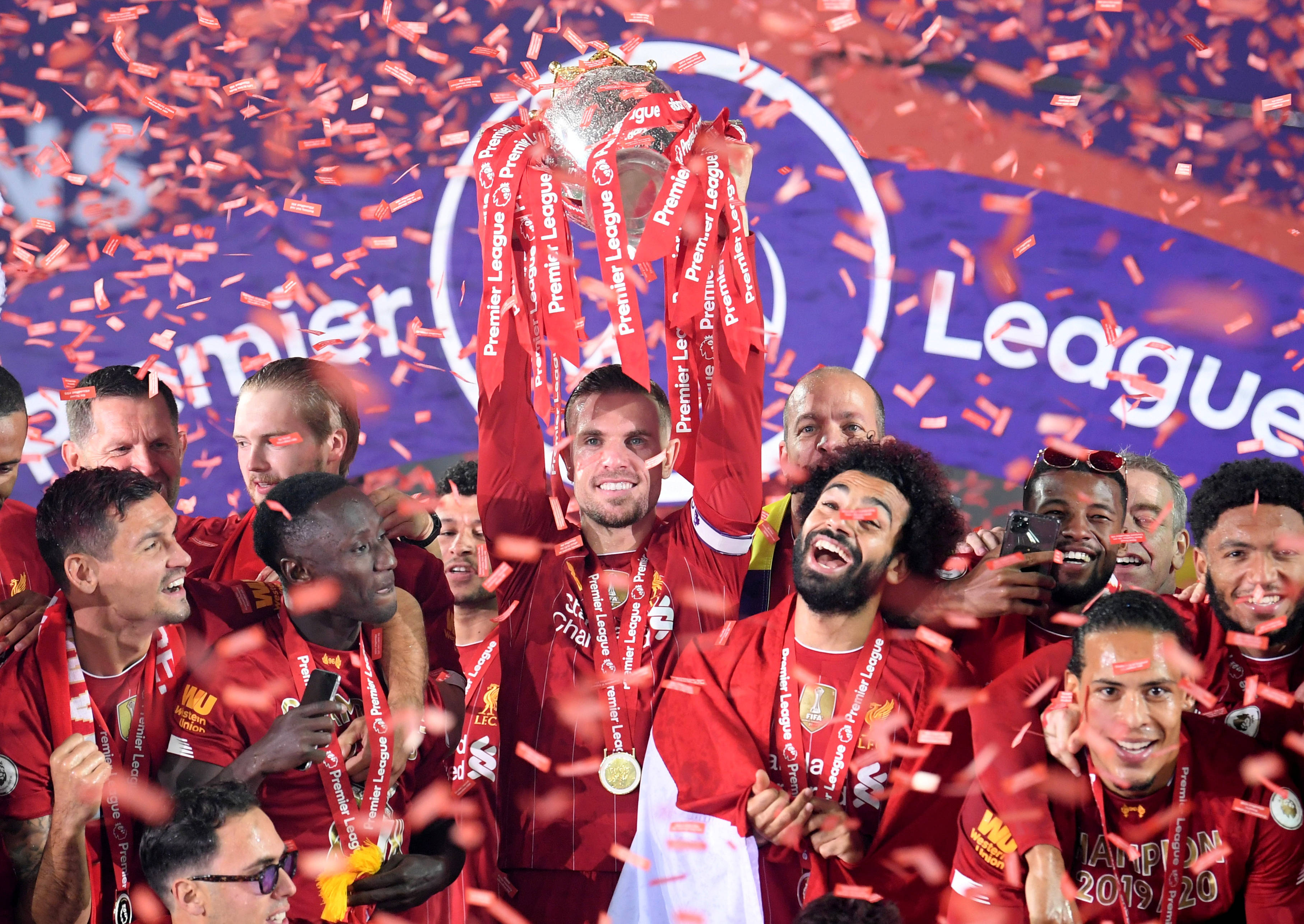 CBA：浙江男篮客场大胜新疆