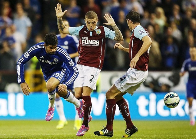 战三镇替补出场，依木兰完成山东泰山一线队首秀