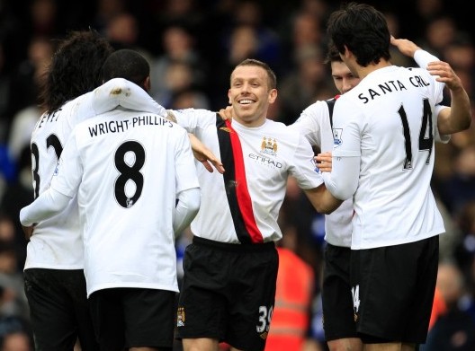 4-1打爆副班长！曼联3轮不败：只差第4名1分 31岁队长2射1传造3球