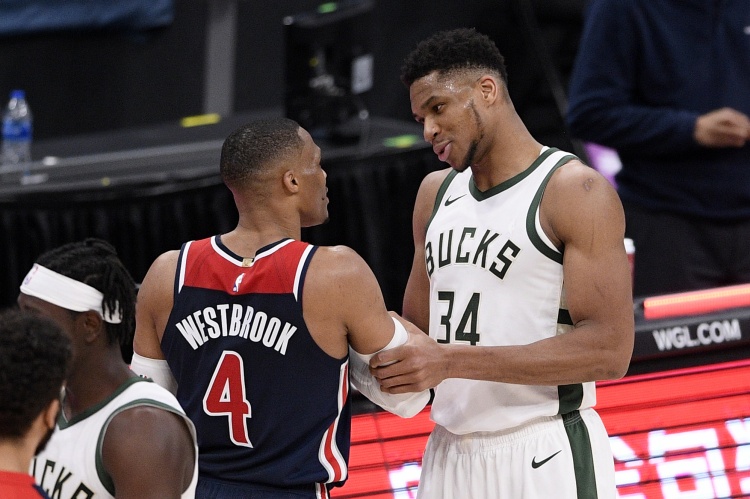 未来NBA，姚明这样的高大中锋还有生存空间吗